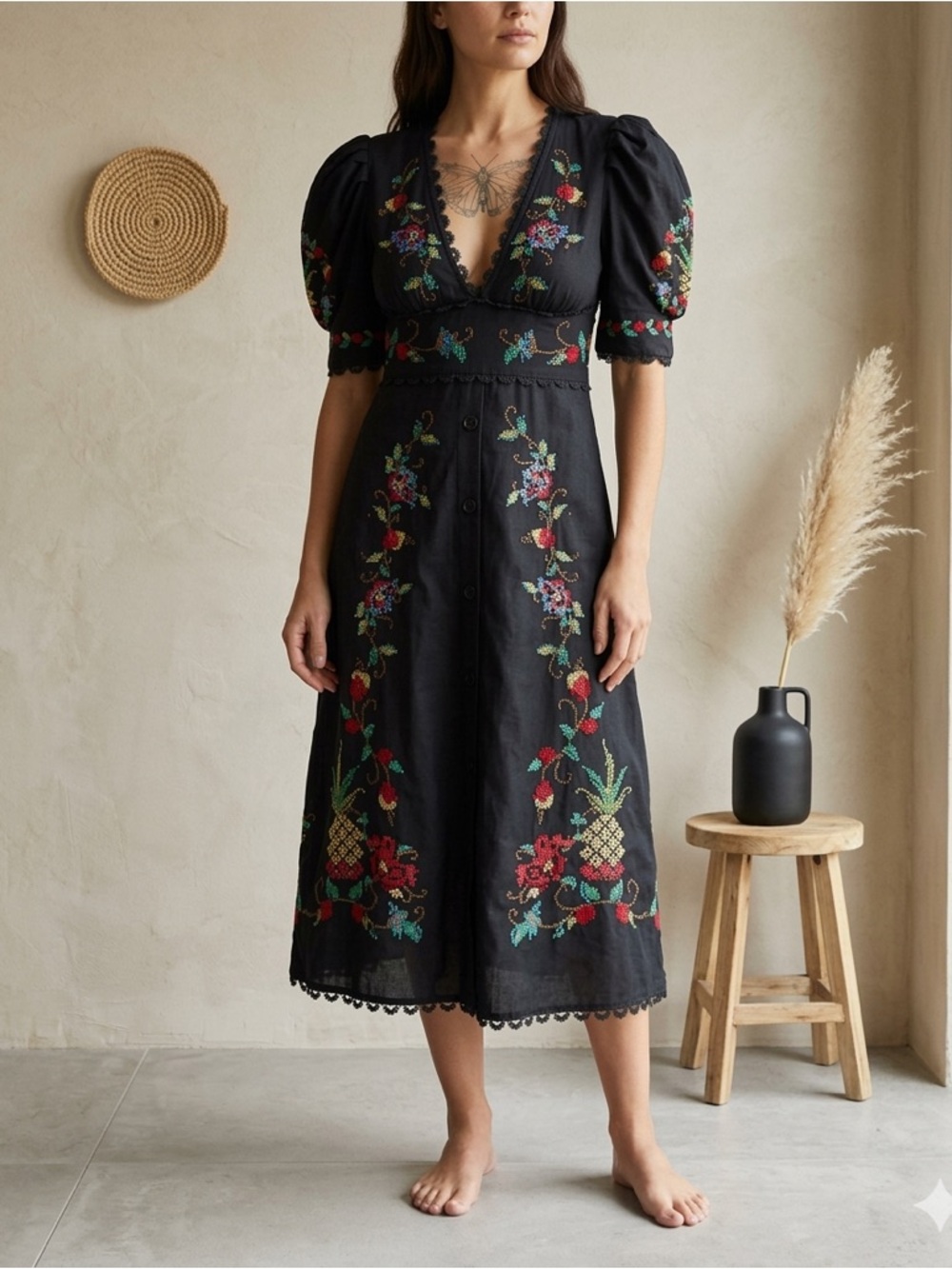 Farm Rio Black Cross Stitch Embroidery Linen V-Neck Midi Dress NWT XS